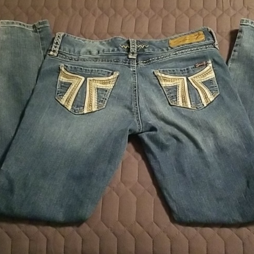 Seven7 Jeans